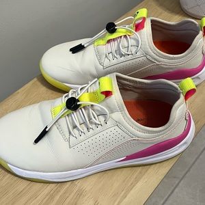 Pink Lemonade Edition Cloves! Health Care workers, nonskid, wipeable exterior!